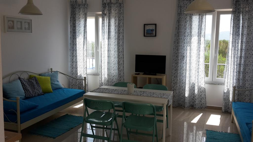 Amadrian Apartments Шибеник Екстер'єр фото