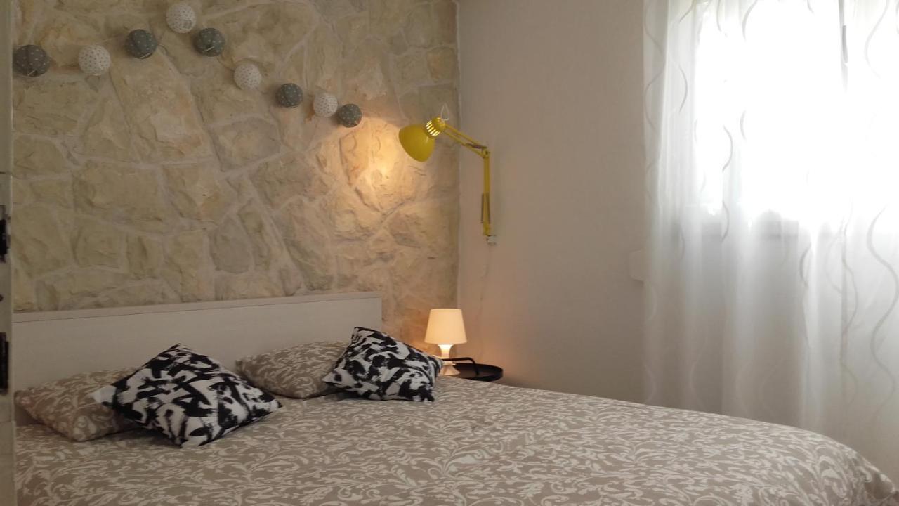 Amadrian Apartments Шибеник Екстер'єр фото